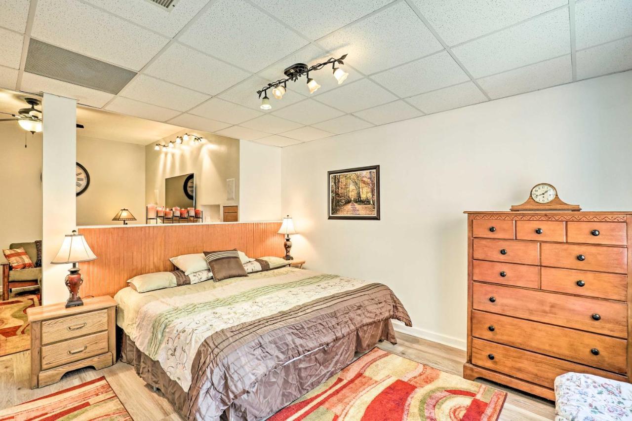Asheville Mountain Getaway With Patio And Koi Pond! Eksteriør billede