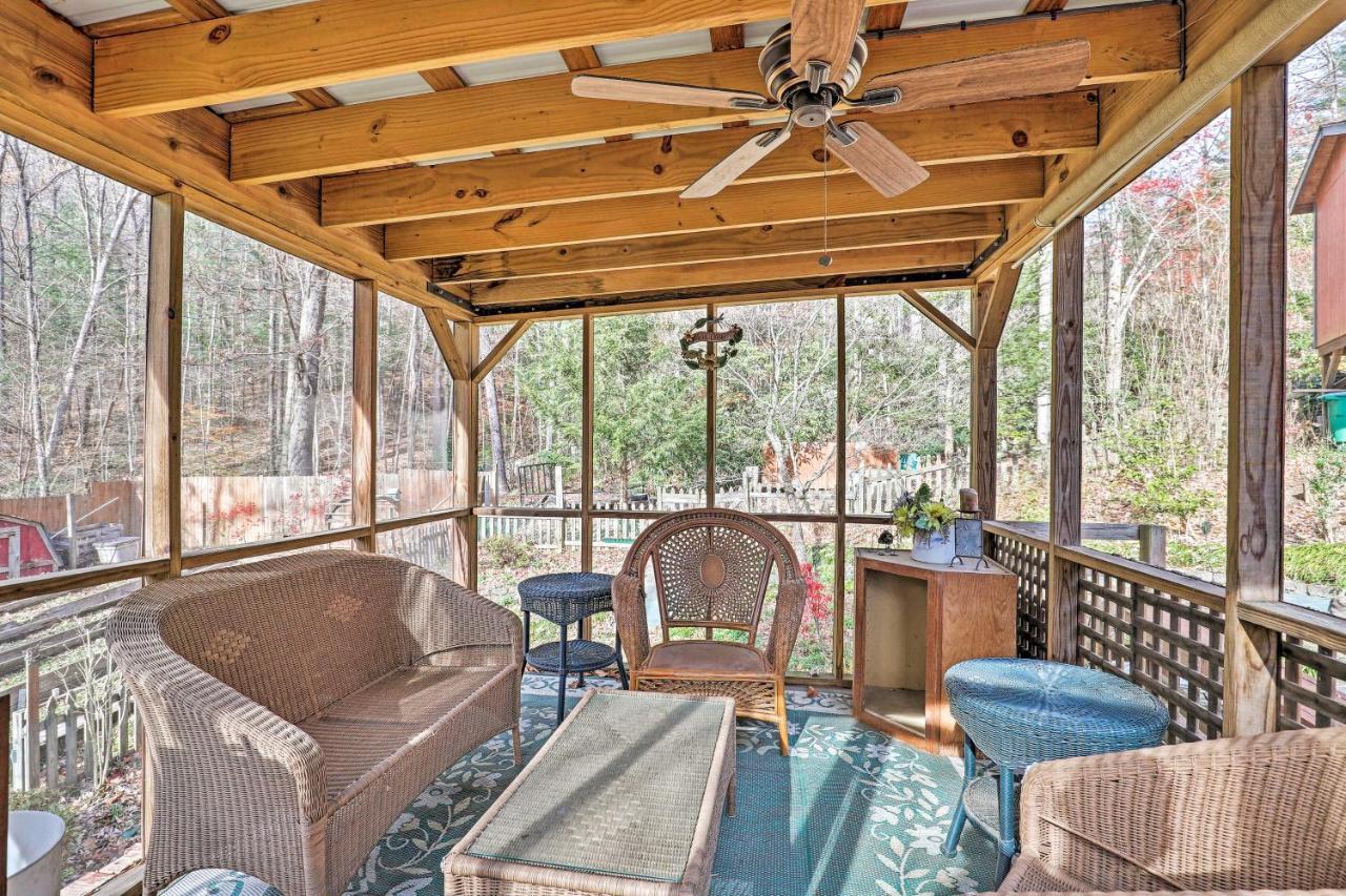 Asheville Mountain Getaway With Patio And Koi Pond! Eksteriør billede